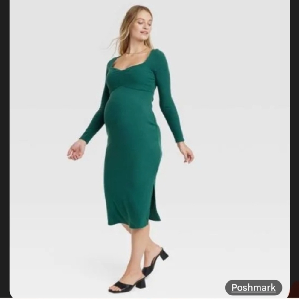 Ingrid & Isabel Green Dress Long Sleeve Sweetheart Neckline